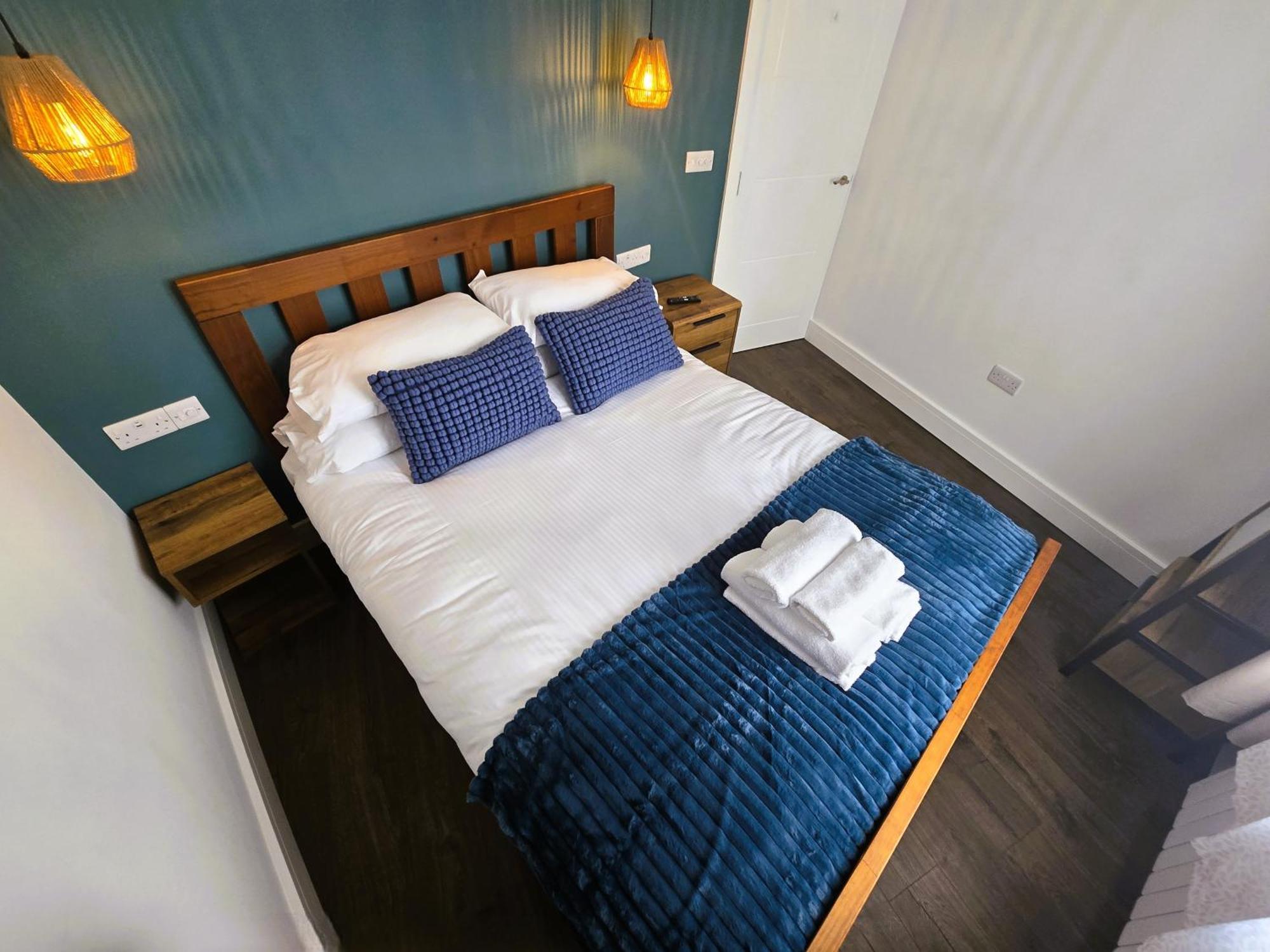 Premier 4 - Stunning Suite, Beautiful Sea Views *